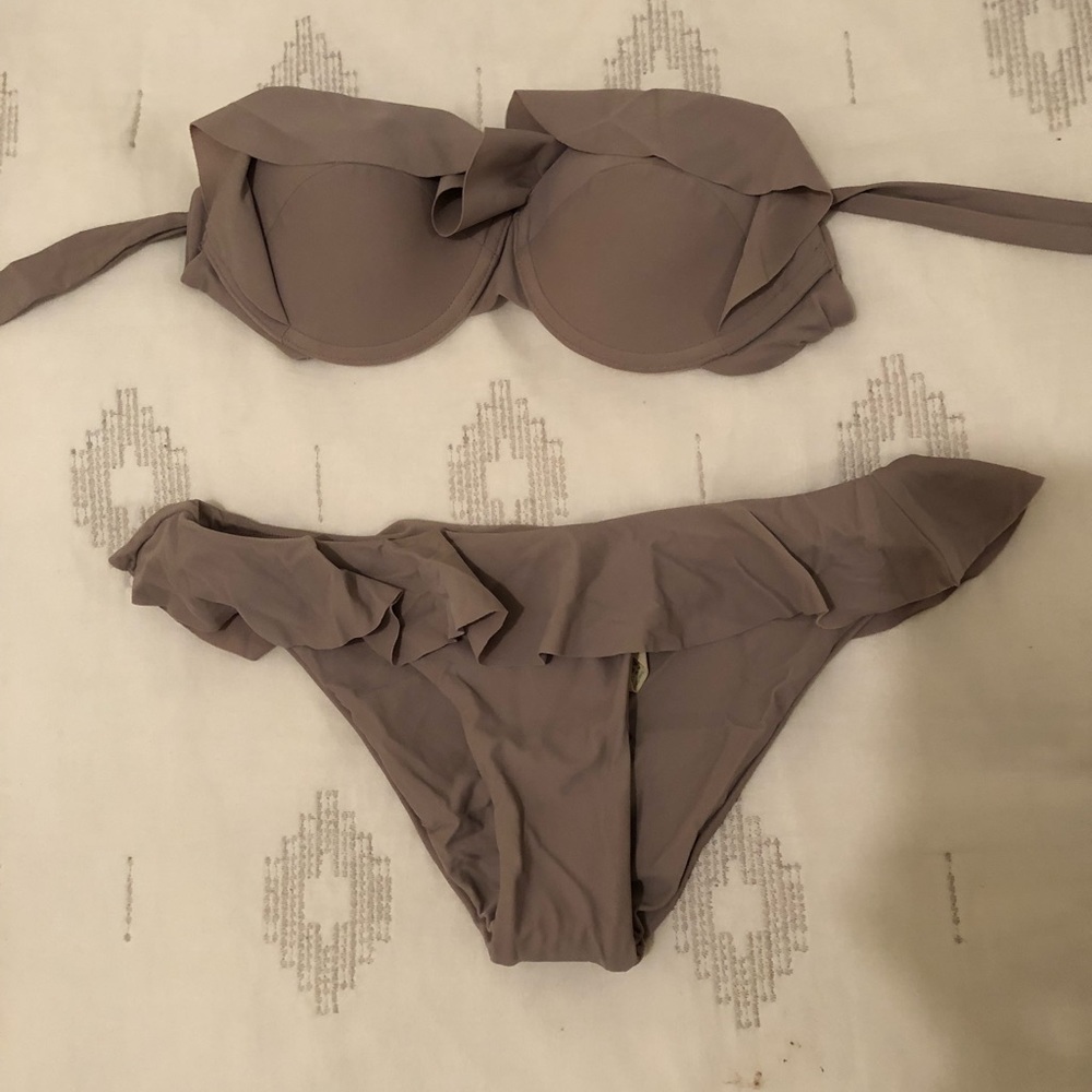 Mauve Ruffle Bikini. Never worn!